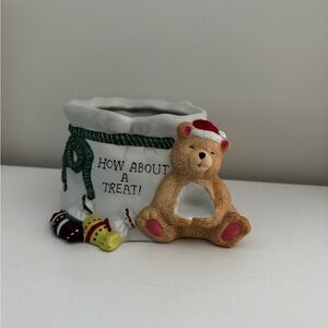 House Of Lloyd Christmas Around The World A Treat For The Holidays Candy Bowl